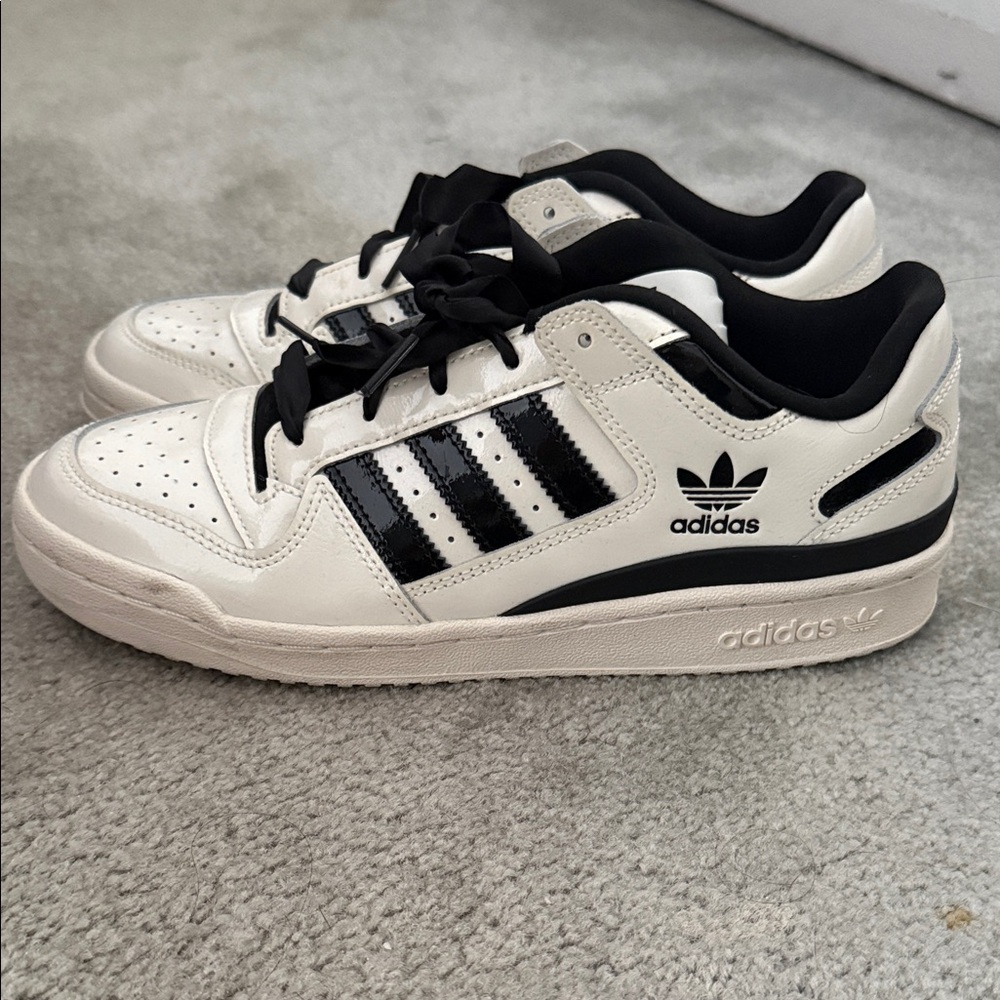 Adidas womens Black and White Sneakers, 8.5